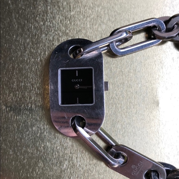 GUCCI LADIES 6155 SERIES SWISS QUARTZ WATCH - Picture 5 of 7